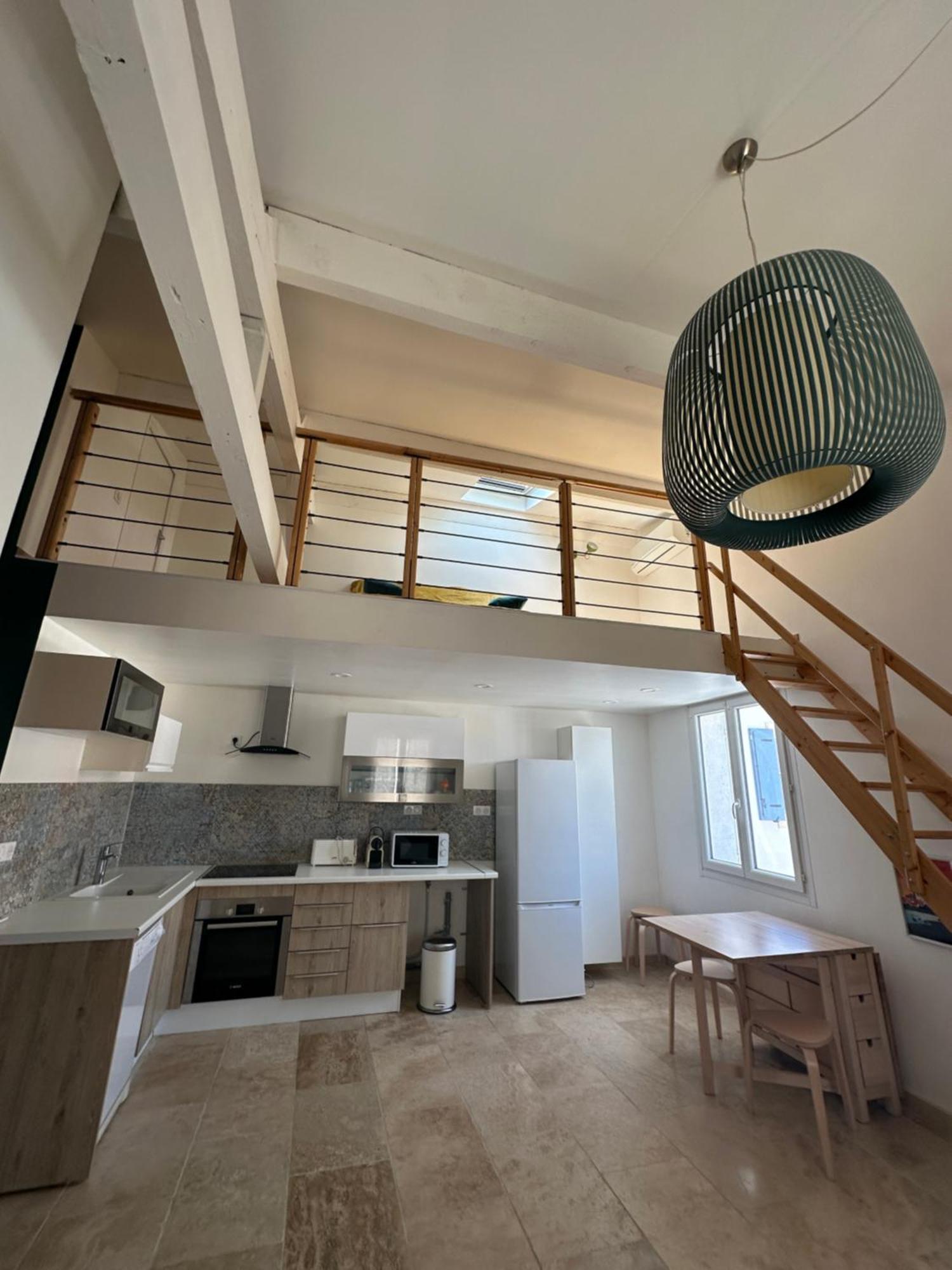 Appartement Avec Vue Sur L Eglise Des Saintes Exterior photo